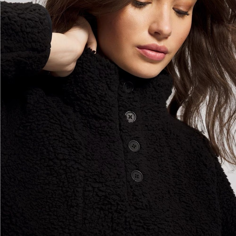 24/7 BY SOMA
Sherpa Pullover - Picture 4 of 4